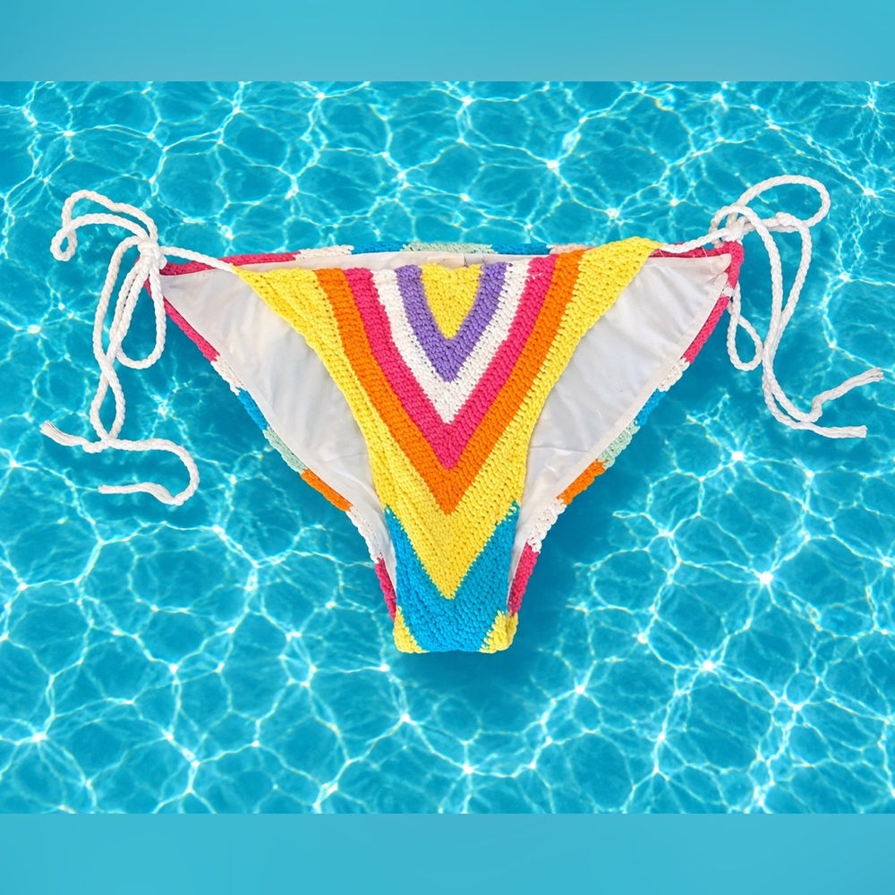 NWT Bar III Bikini 👙 Rainbow 🌈 Bottom Crochet Side-Tie Jrs L New